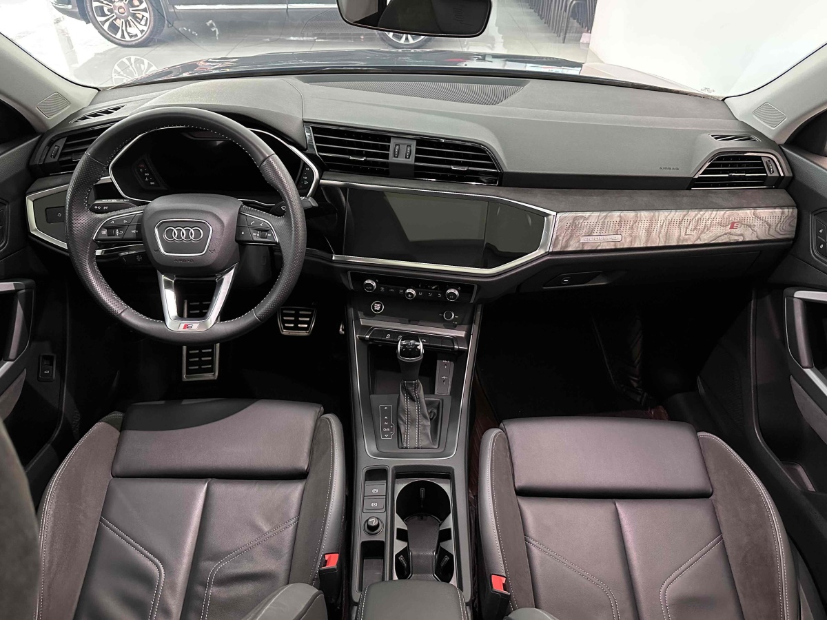 奧迪 奧迪Q3  2022款 35 TFSI 進取動感型圖片