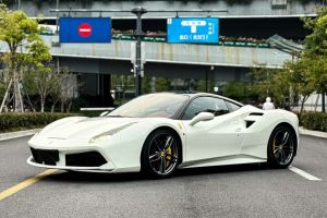 GTC4Lusso 法拉利 3.9T V8