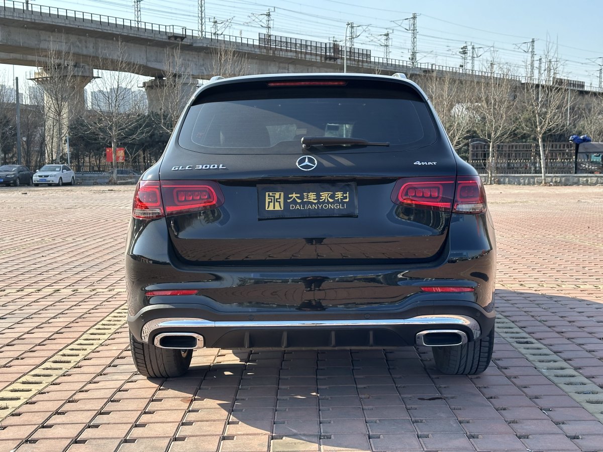 奔馳 奔馳GLC  2018款 改款 GLC 300 4MATIC 動(dòng)感型圖片