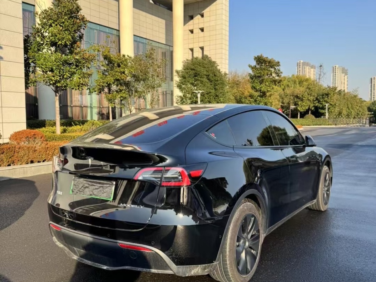 特斯拉 Model 3  2023款 煥新版 后輪驅(qū)動(dòng)圖片