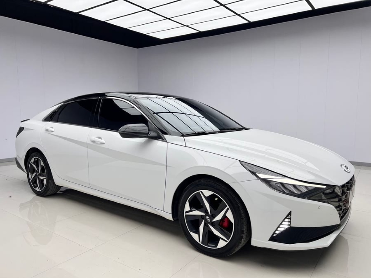現(xiàn)代 伊蘭特  2023款 240TGDi DCT N Line LUX尊貴版圖片
