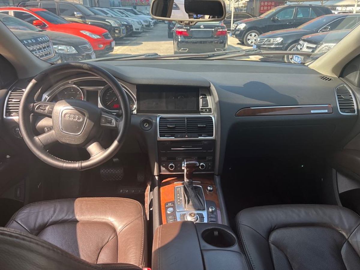 奧迪 奧迪Q7  2010款 3.0 TDI quattro 領先型圖片