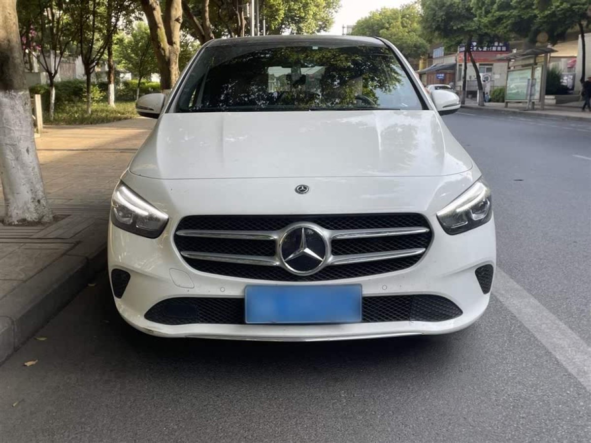 奔馳 奔馳B級(jí)  2020款 B 200 動(dòng)感型圖片