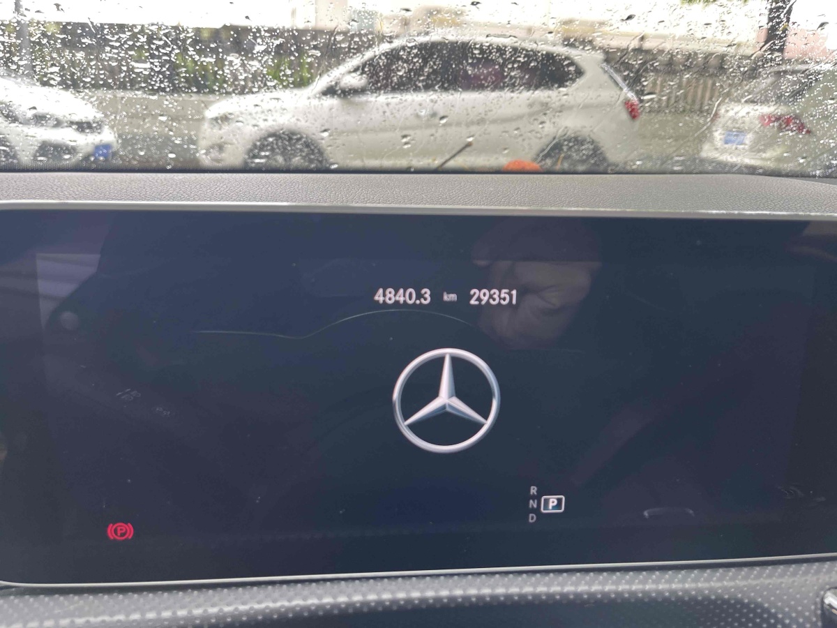 奔驰 奔驰A级  2022款 改款 A 200 动感型图片
