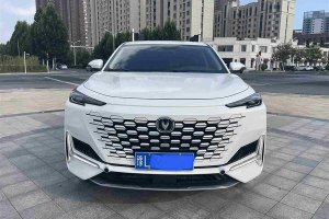 長安UNI-K 長安 2.0T 尊貴型