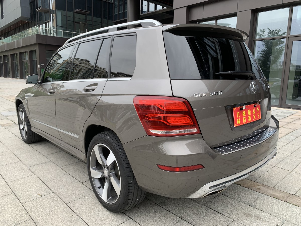 奔驰 奔驰GLK级  2013款 GLK 300 4MATIC 时尚型图片