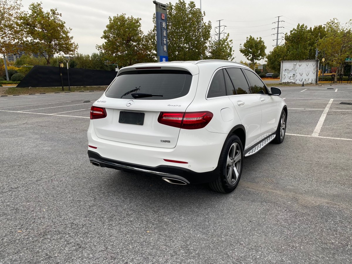 奔馳 奔馳GLC  2018款 改款 GLC 260 4MATIC 豪華型圖片