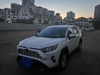 2021年10月 豐田 RAV4 榮放 2.0L CVT兩驅(qū)都市版圖片