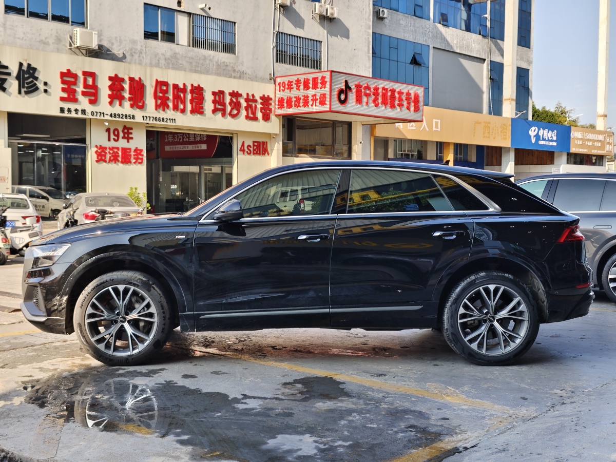 奧迪 奧迪Q8  2022款 55 TFSI 豪華動感型圖片