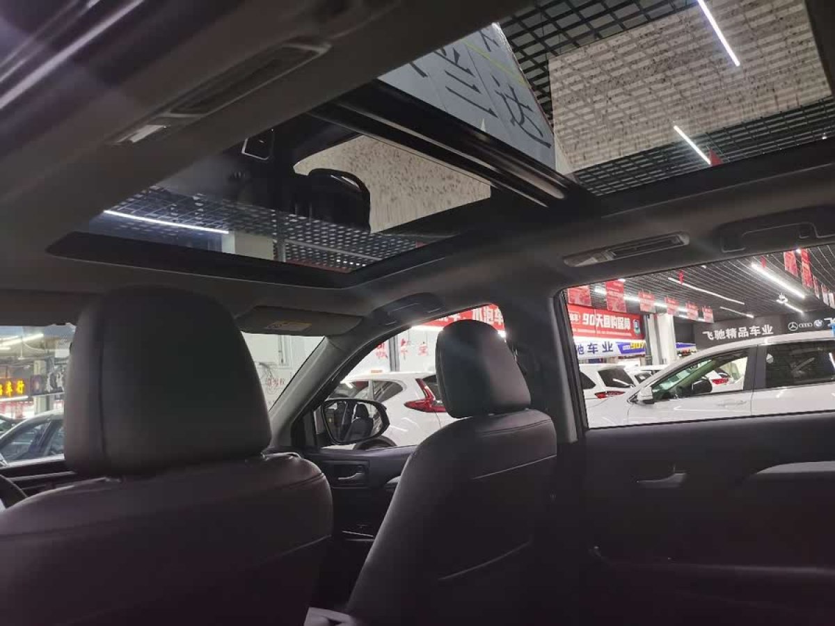 豐田 漢蘭達(dá)  2018款 2.0T 四驅(qū)豪華版 7座 國VI圖片
