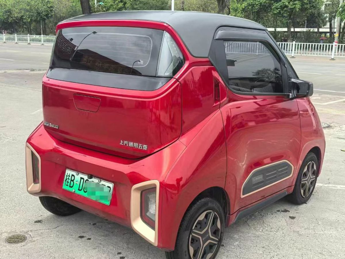寶駿 E200 圖片