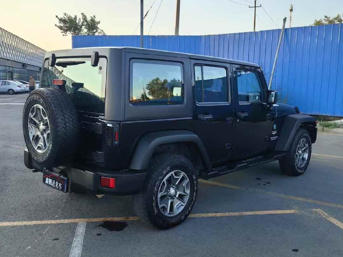 Jeep 牧馬人  2013款 3.6L Rubicon 兩門版圖片