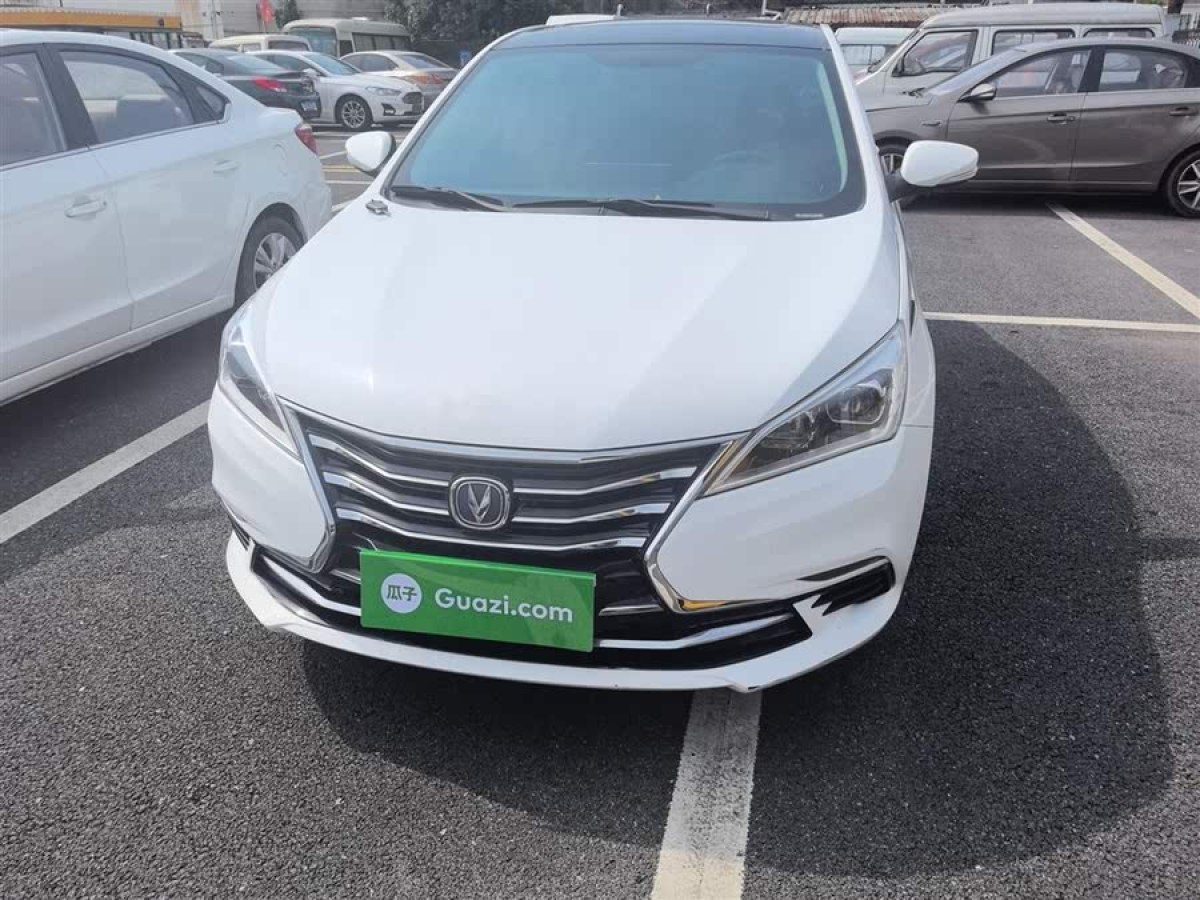 長(zhǎng)安 逸動(dòng)DT  2018款 1.6L 手動(dòng)尊享型圖片