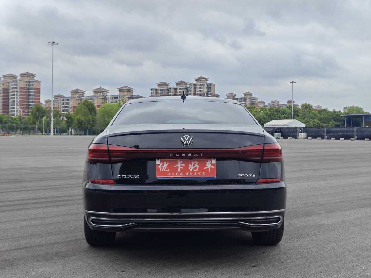 大众 帕萨特  2024款 380TSI 豪华版图片