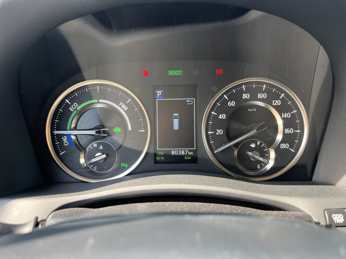 丰田 威尔法  2019款  双擎 2.5L HV豪华版图片