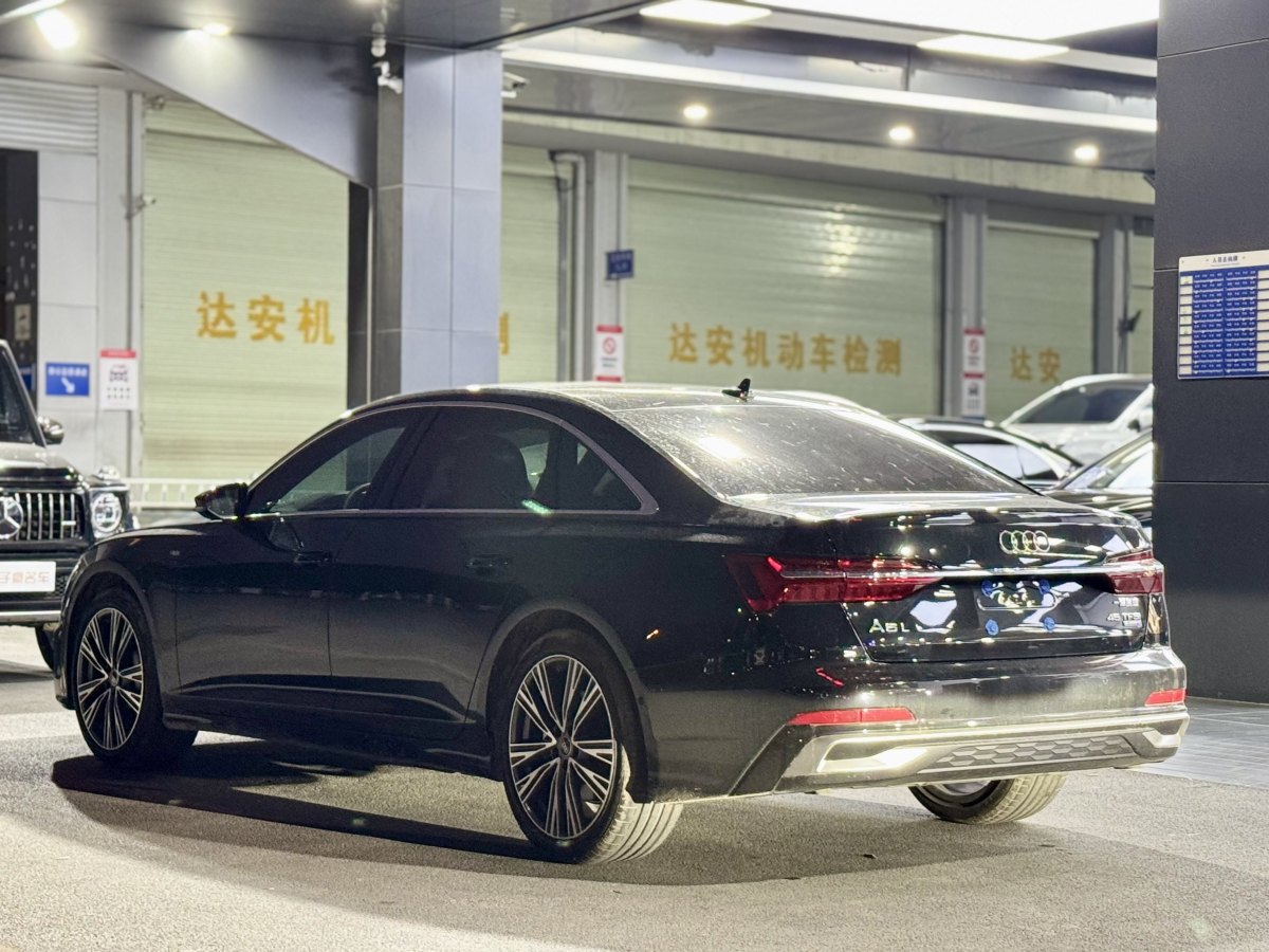 奧迪 奧迪A6L  2024款 45 TFSI 臻選動感型圖片