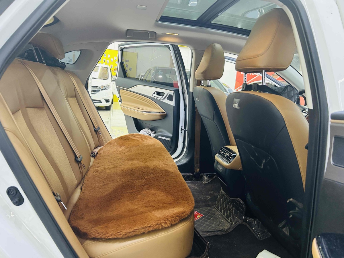 埃安 AION S  2023款 炫 580 55.2kWh 磷酸鐵鋰圖片
