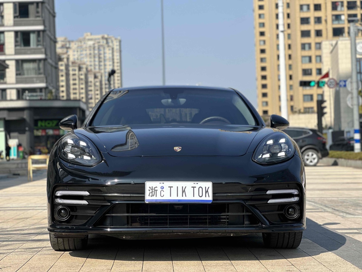 保時(shí)捷 Panamera  2013款 Panamera 4 Platinum Edition 3.6L圖片