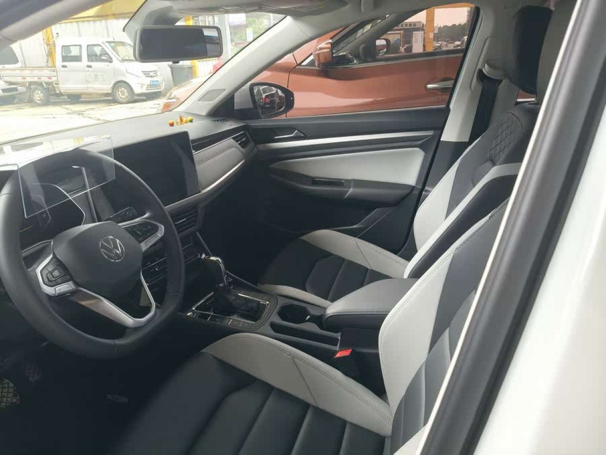 大眾 寶來  2024款 300TSI DSG尊行版圖片