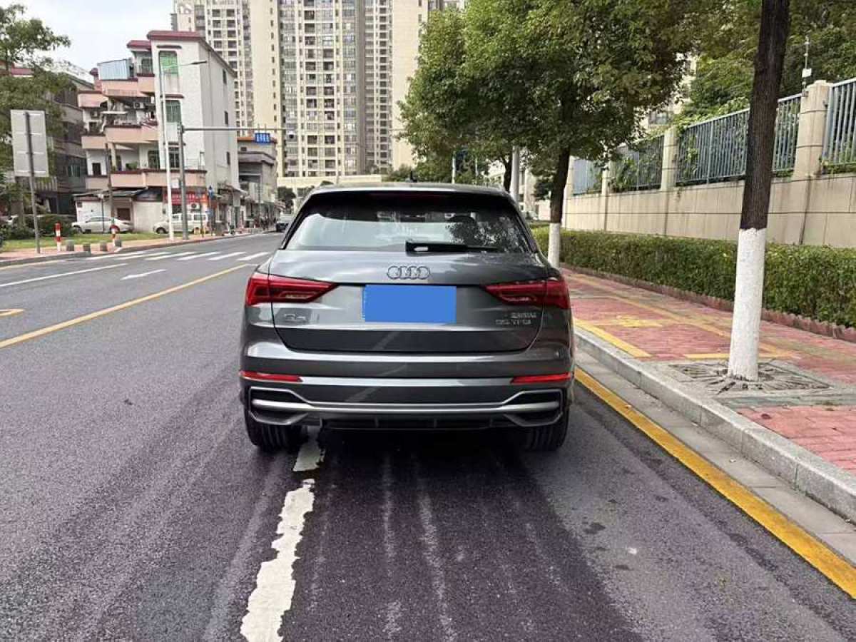 奧迪 奧迪Q3  2020款 35 TFSI 時(shí)尚動(dòng)感型圖片