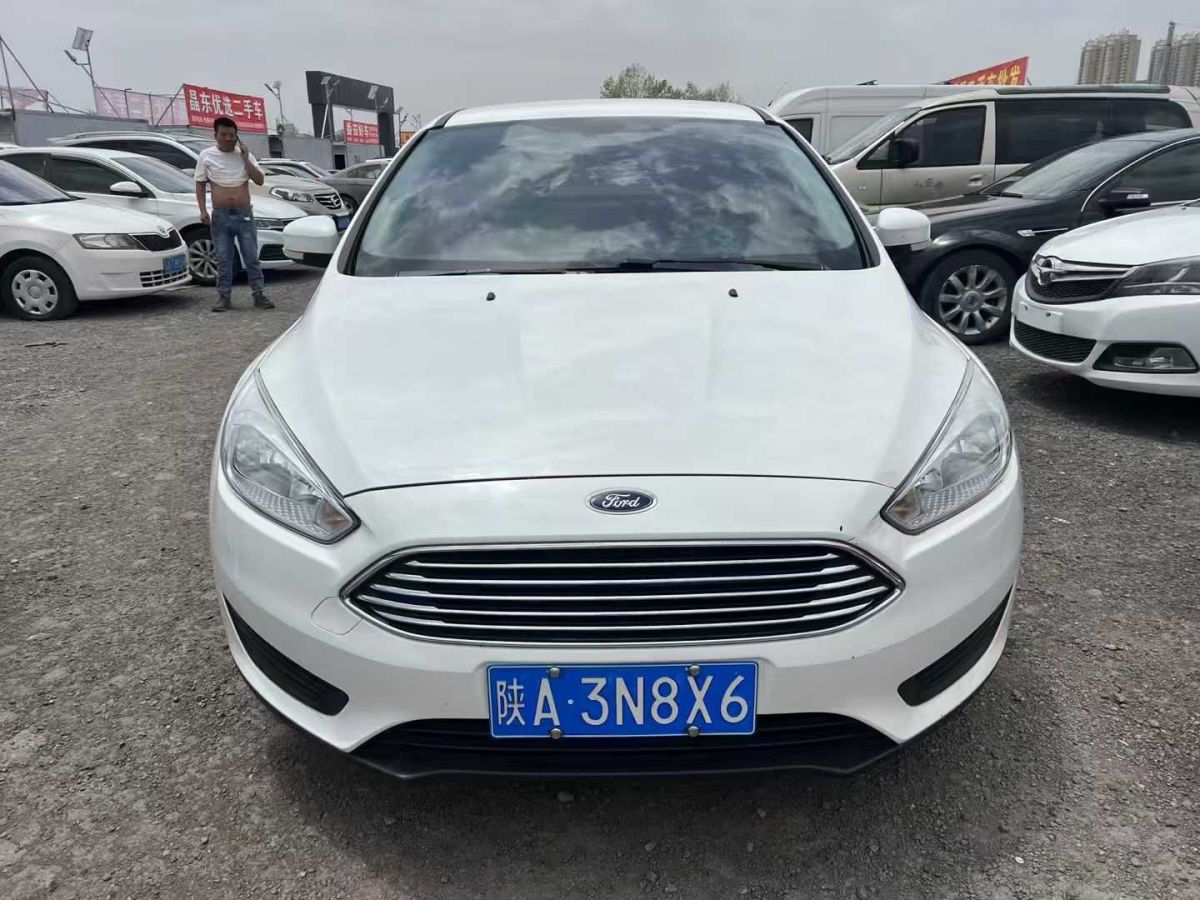 福特 ?？怂? 2018款 2.0T ST 標(biāo)準(zhǔn)版圖片