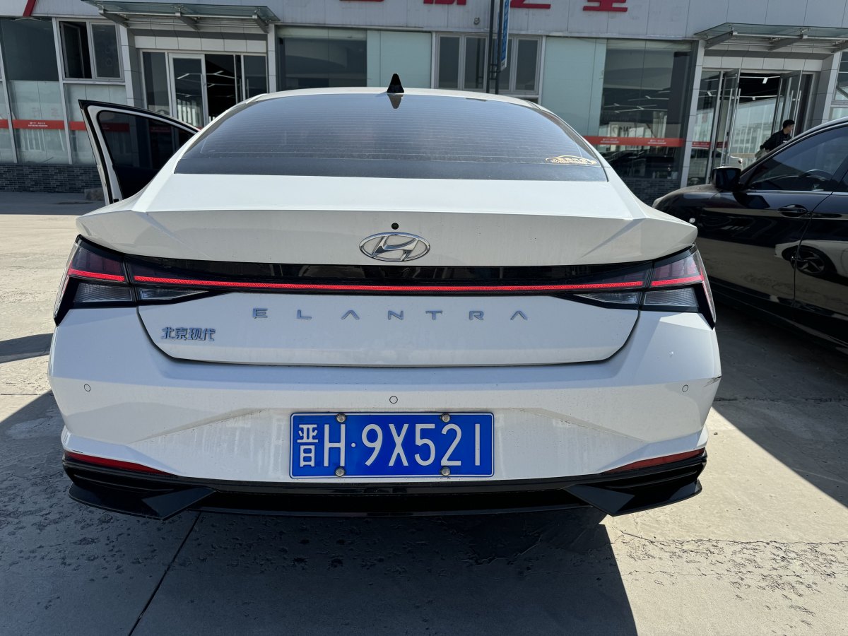 現(xiàn)代 伊蘭特  2021款 1.5L LUX尊貴版圖片