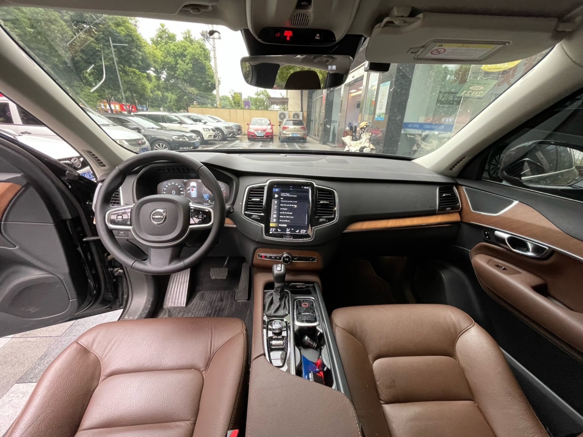 沃尔沃 XC90  2019款 T6 智逸版 7座图片