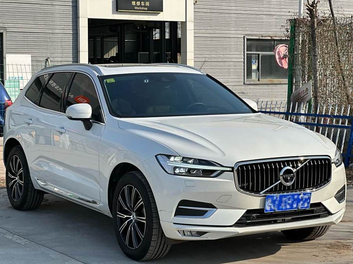 2019年12月沃爾沃 XC60  2020款 T5 四驅(qū)智雅豪華版