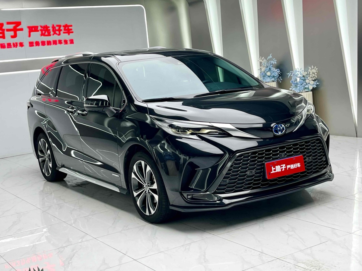 豐田 格瑞維亞  2023款 2.5L混動(dòng) 尊貴PLUS版圖片