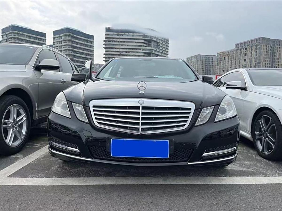 奔馳 奔馳E級  2013款 E 260 L CGI優(yōu)雅型圖片