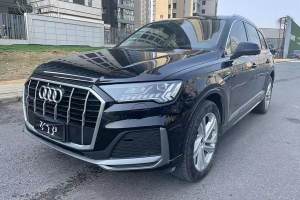 奥迪Q7 奥迪 45 TFSI quattro S line运动型