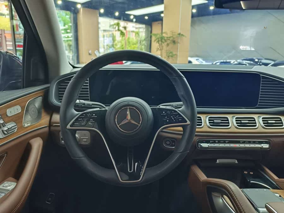 奔馳 奔馳GLE  2024款 GLE 450 4MATIC 時(shí)尚型圖片