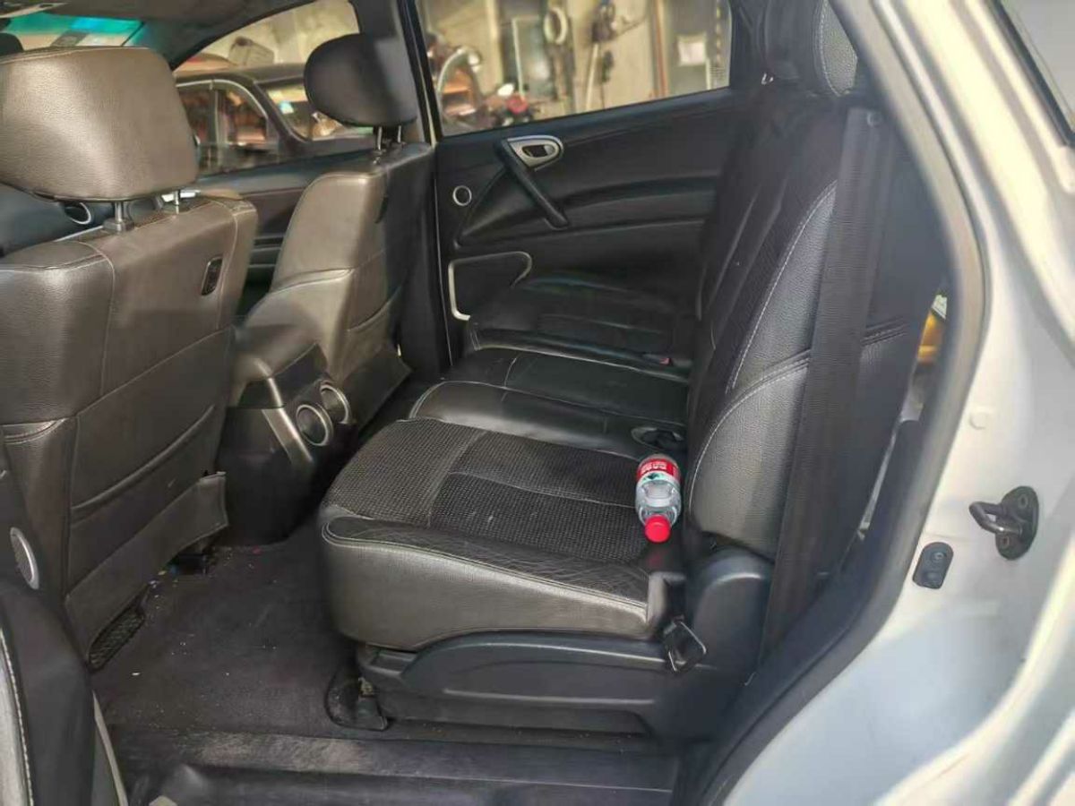 納智捷 大7 SUV  2012款 鋒芒限量版 2.2T 四驅(qū)智尊型圖片