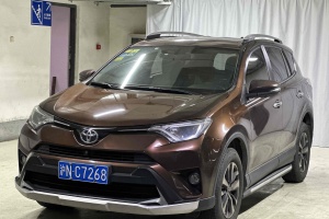 RAV4 豐田 榮放 2.0L CVT兩驅(qū)風(fēng)尚版