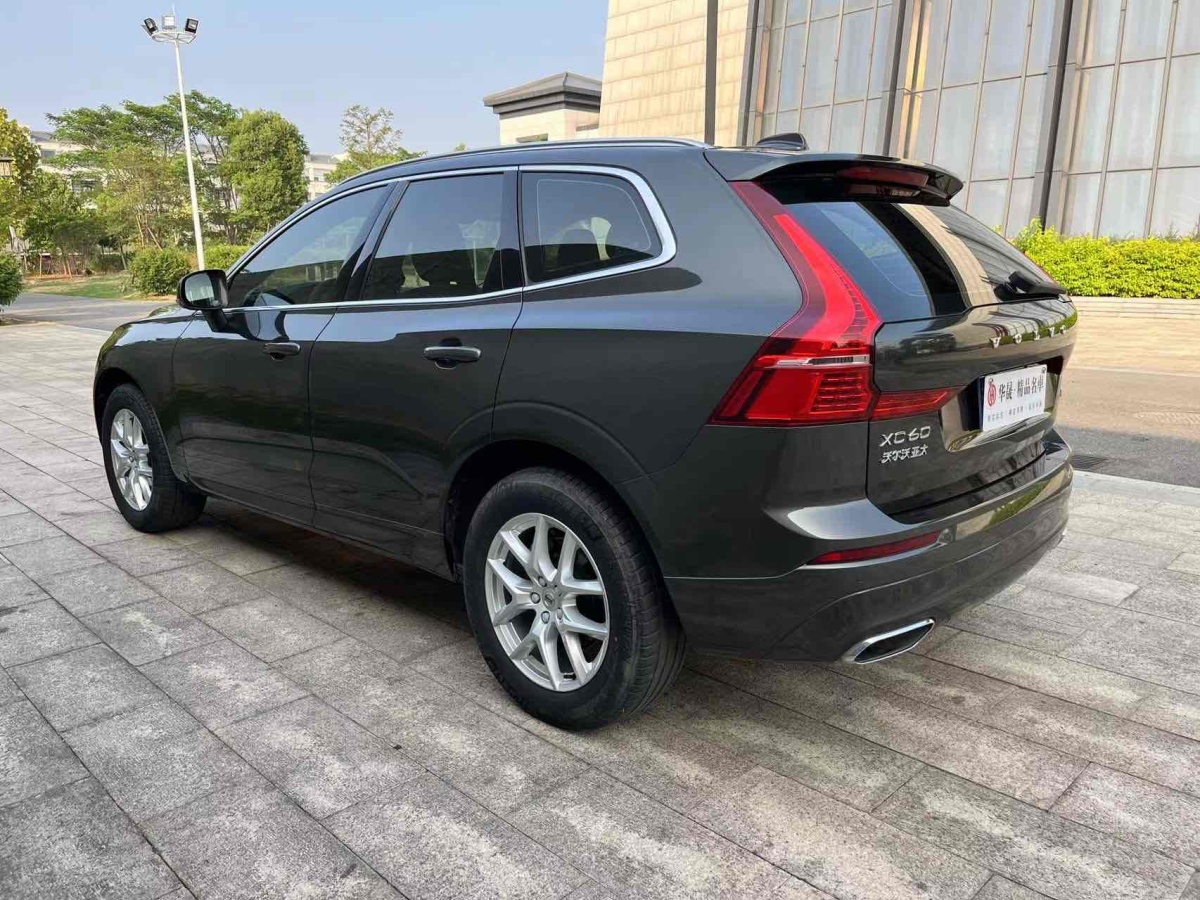 沃尔沃 xc60 2019款 t5 四驱智逸版 国vi图片