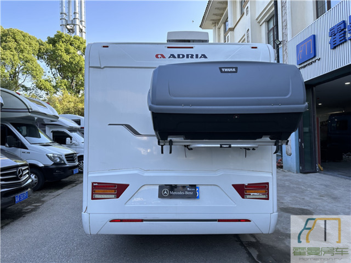 19款阿迪雅C型旅居房車圖片