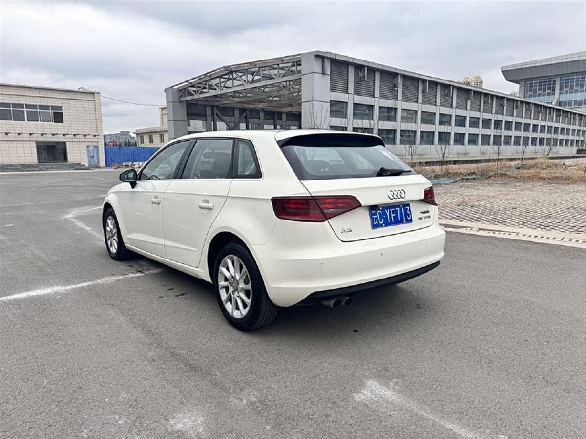 2015年1月奧迪 奧迪A3  2014款 Sportback 35 TFSI 自動進(jìn)取型