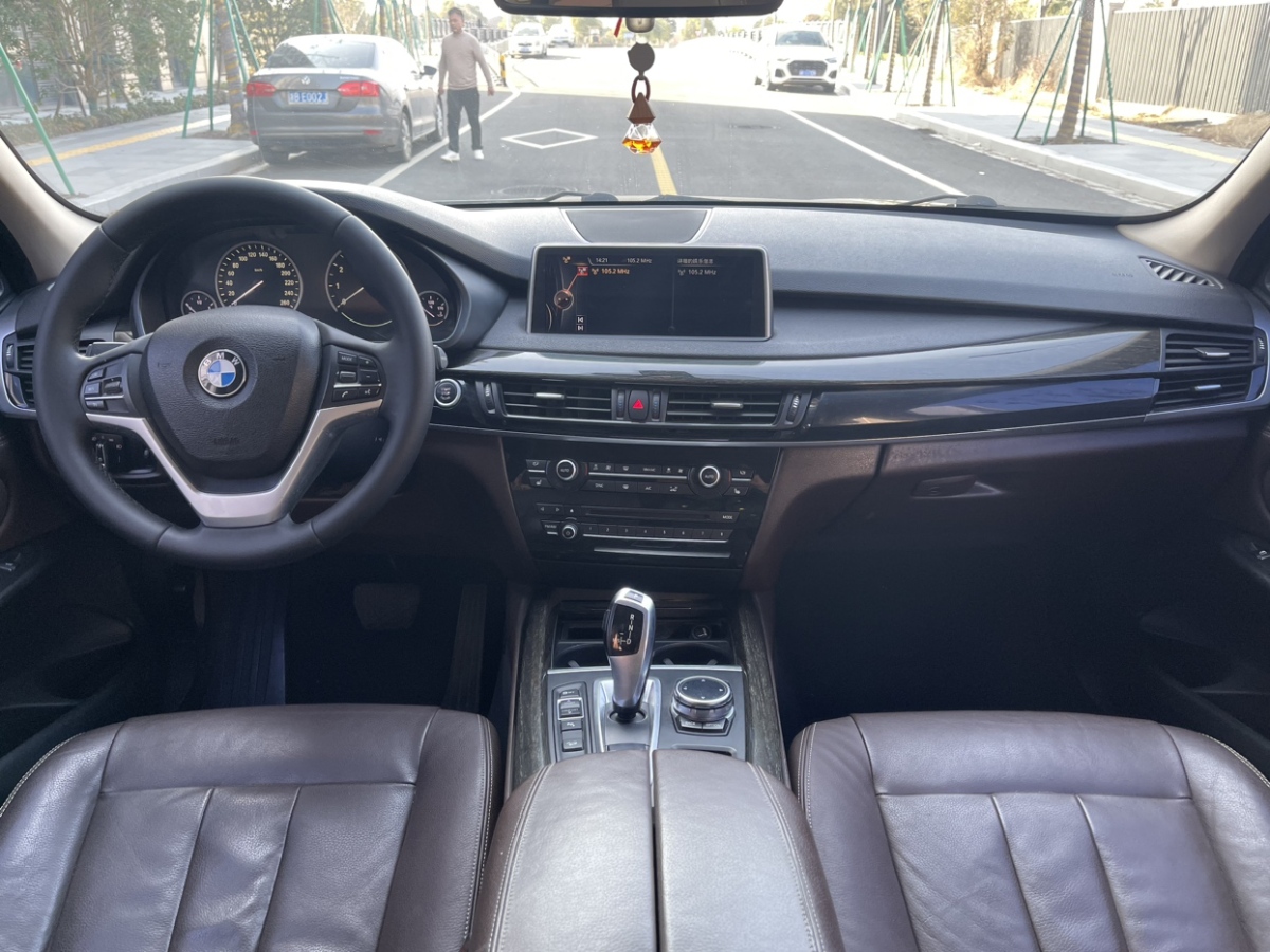 2015年05月宝马 宝马X5  2015款 xDrive35i中国限量版