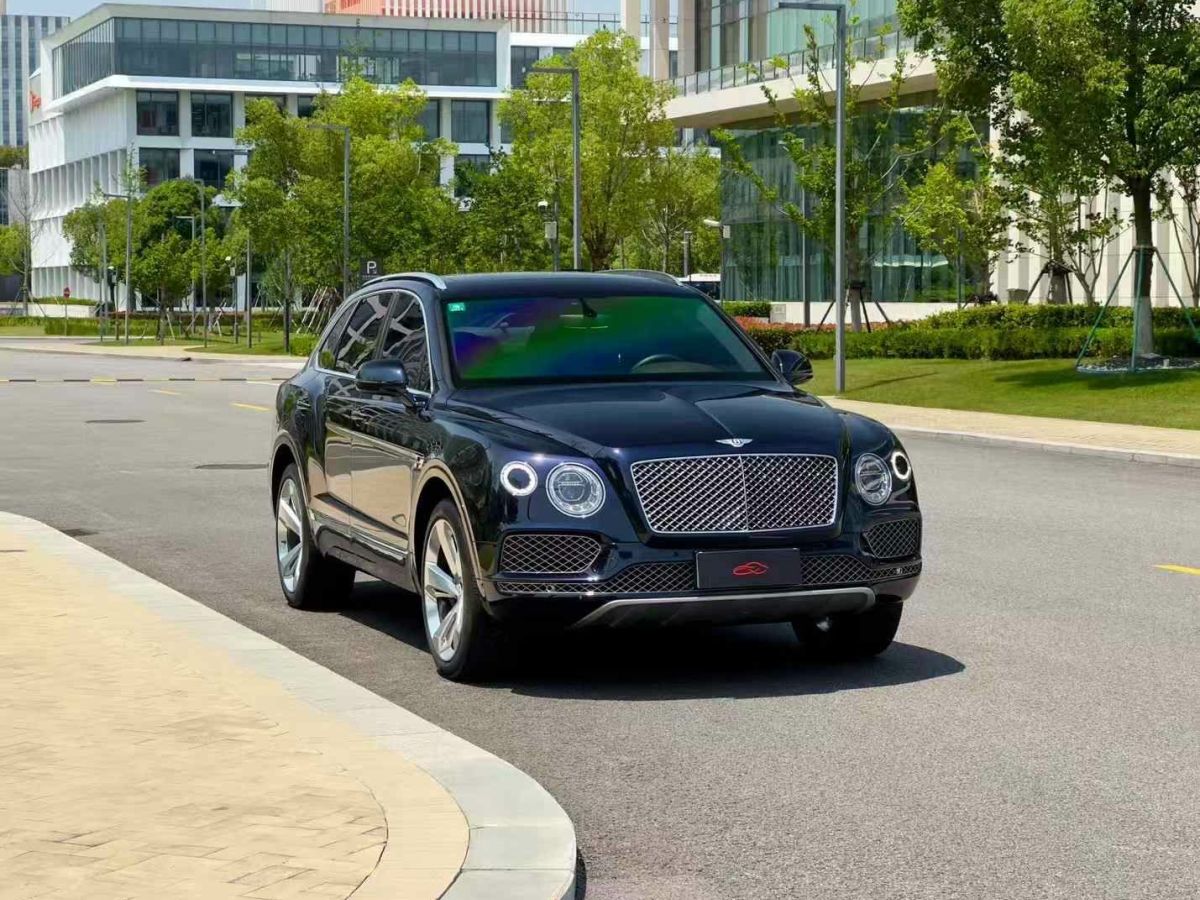 賓利 添越PHEV  2019款  3.0T PHEV圖片