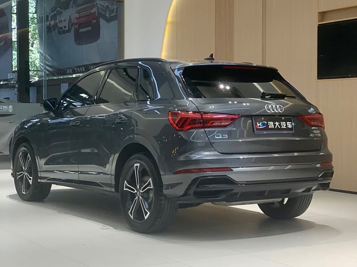 奧迪 奧迪Q3  2021款 40 TFSI 時尚動感型圖片