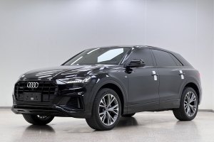 奥迪Q8 奥迪 55 TFSI 豪华动感型