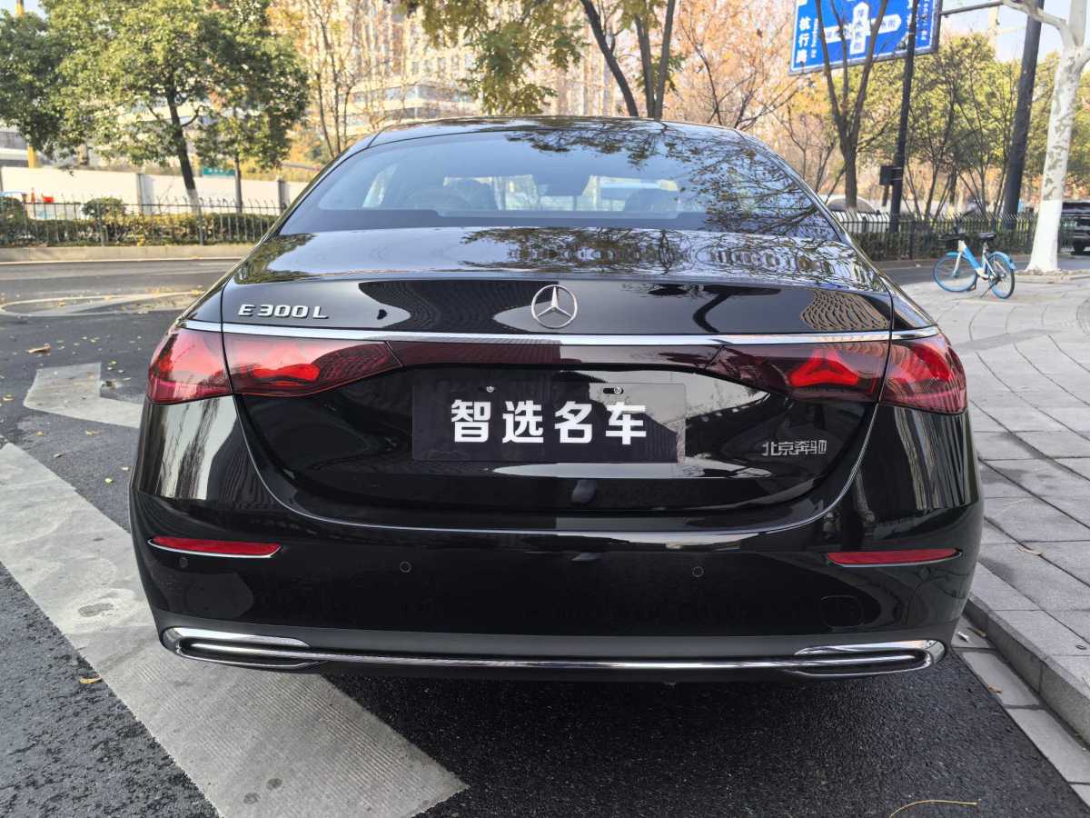 奔馳 奔馳E級(jí)  2024款 E 300 L 豪華型圖片