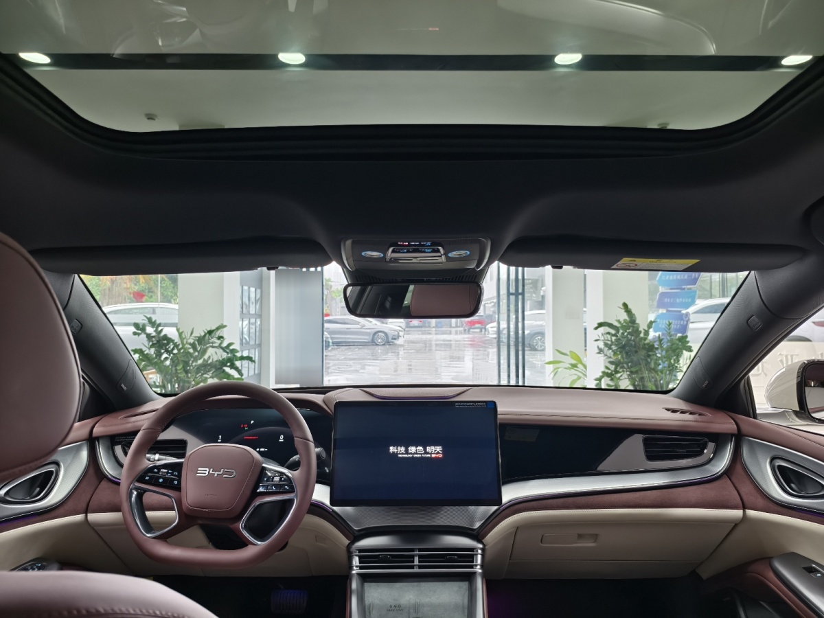 比亞迪 海豹07 DM-i  2025款 DM-i 1.5L 125km 尊貴型圖片