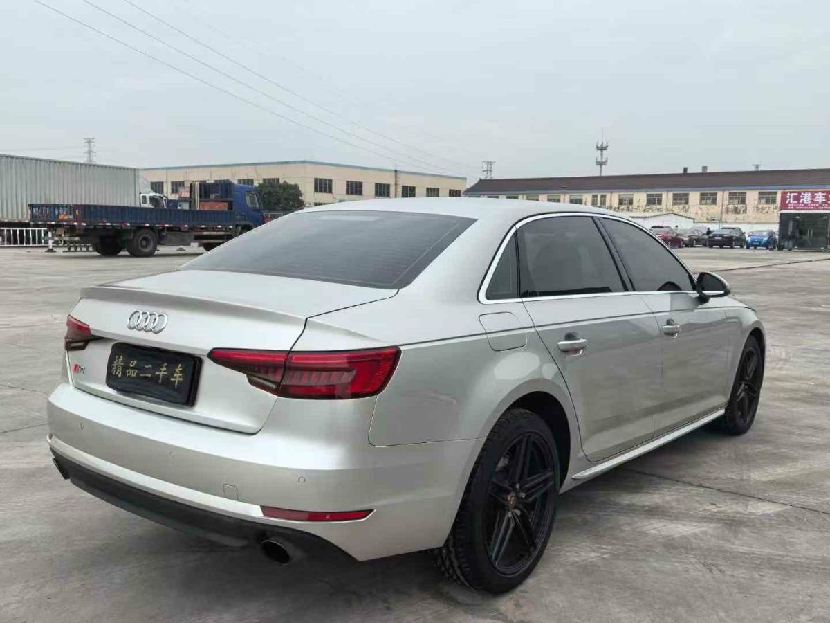 奧迪 奧迪A4L  2016款 A4L 30TFSI 手動(dòng)舒適型圖片