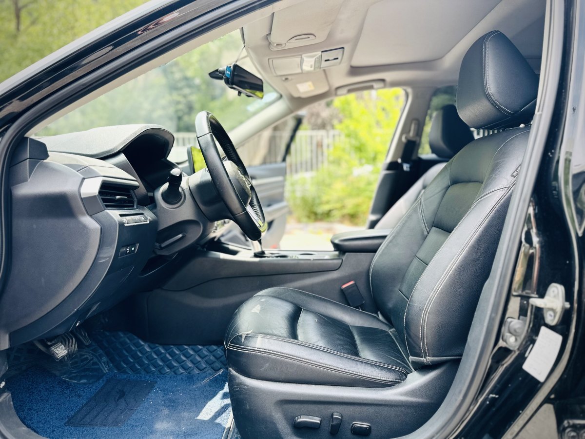 日產(chǎn) 天籟  2020款 改款 2.0L XL 舒適版圖片