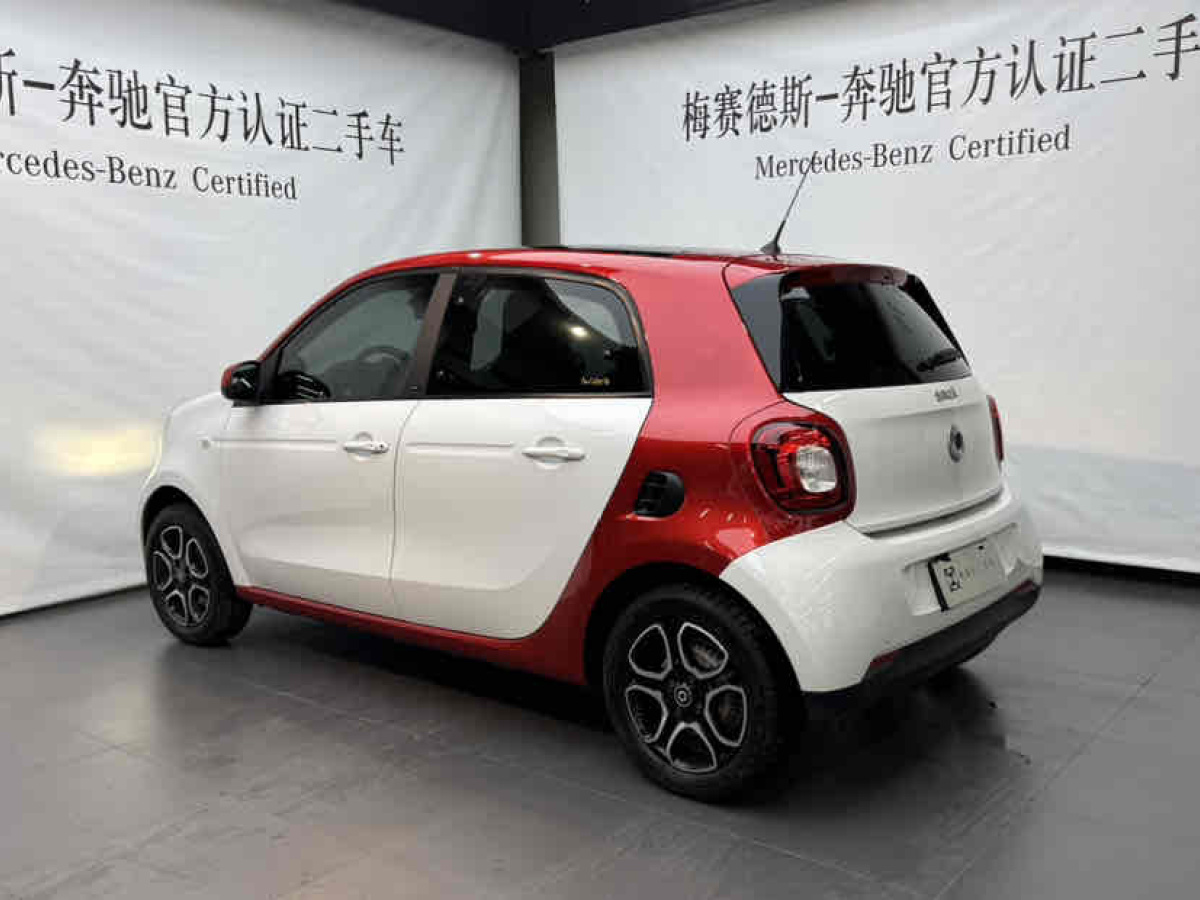 smart forfour  2018款 0.9T 66千瓦先鋒版圖片