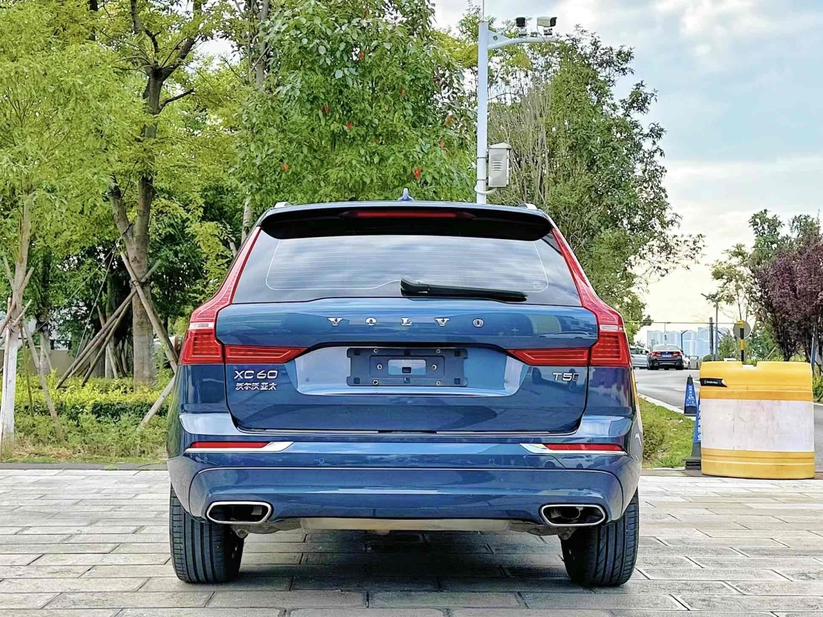 沃爾沃 XC60  2021款 T5 四驅智雅豪華版圖片