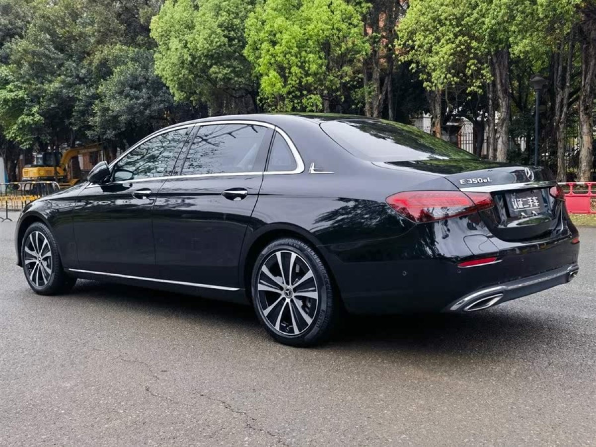 奔馳 奔馳E級新能源  2022款 改款 E 350 e L 插電式混合動力轎車圖片