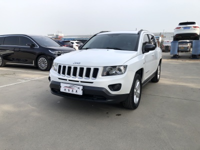 2014年5月 Jeep 指南者(進口) 2.0L 兩驅(qū)運動版圖片