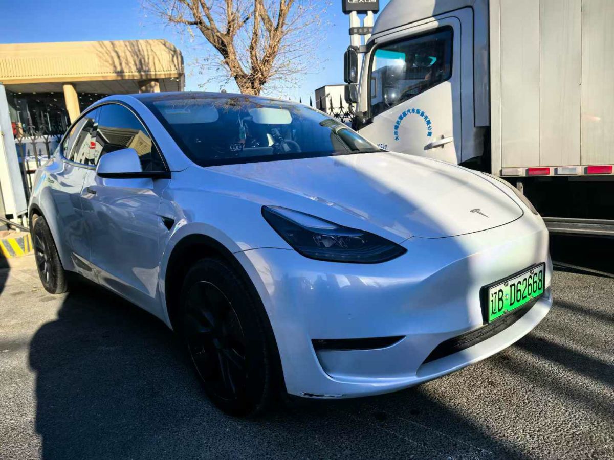 特斯拉 Model S  2023款 三電機全輪驅(qū)動 Plaid版圖片